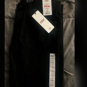UNIQLO BNWT slim fit heat tech jeans